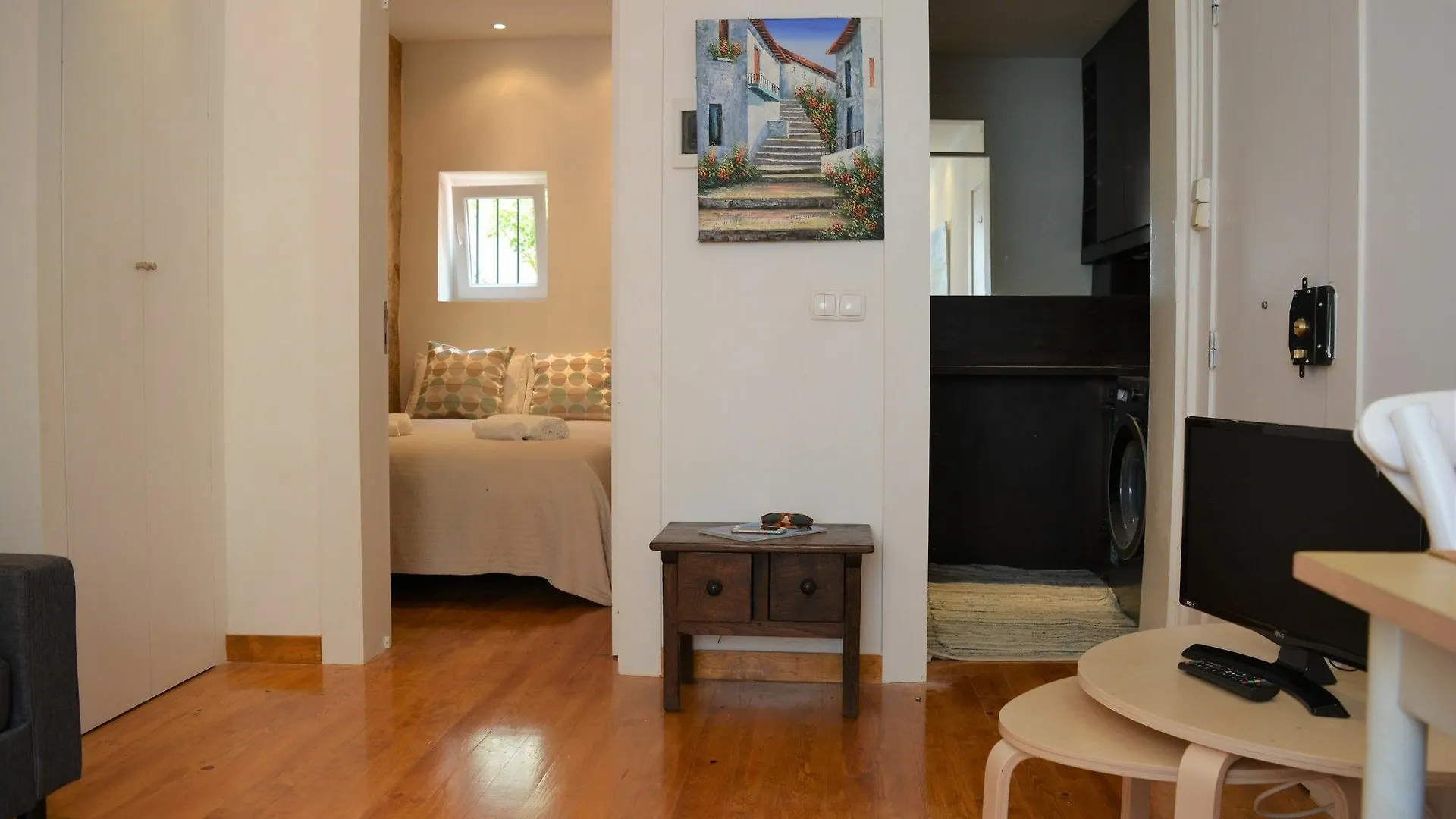 Santa Marta Vintage Design II By Homing Apartment Lisbon 0*,  Portugal